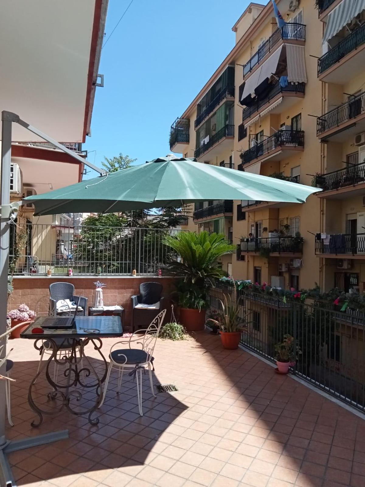 La Terrazza Di Monica & Teresa Bed and Breakfast Portici Eksteriør billede