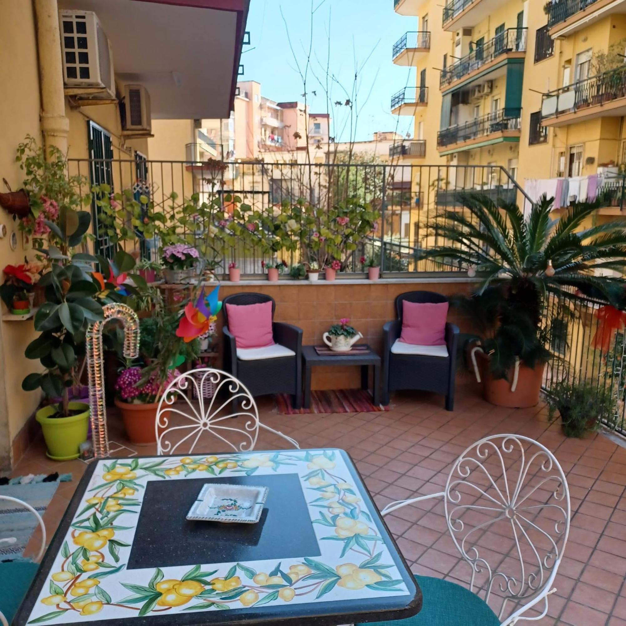La Terrazza Di Monica & Teresa Bed and Breakfast Portici Eksteriør billede